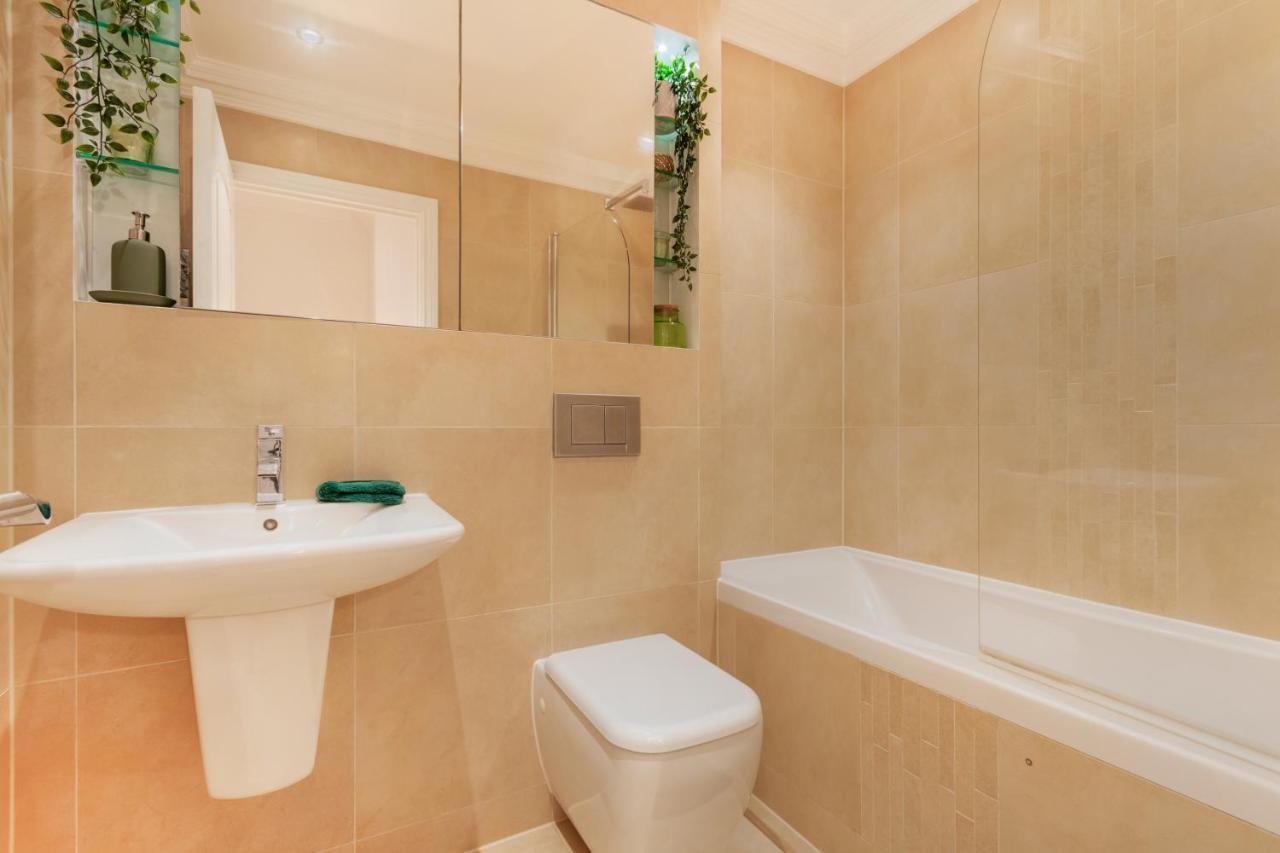 Modern 2 Bed Angel * Londen